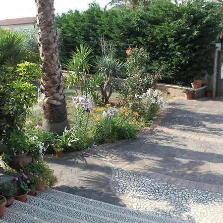 Bed & Breakfast Delle Rose Santa Maria Del Cedro